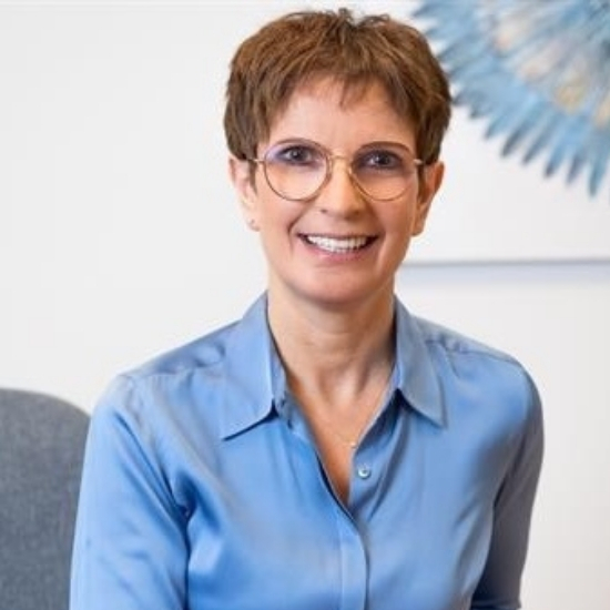 Eszter Horváth Tóthné